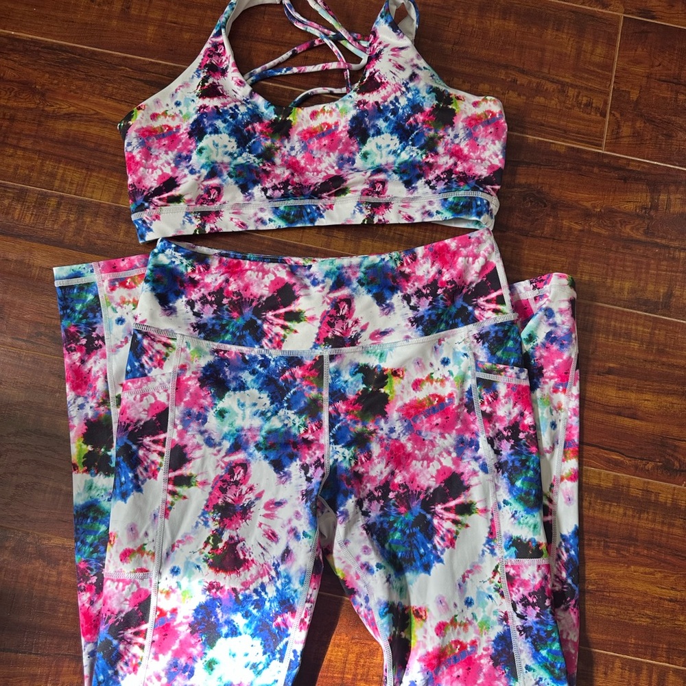 CVG leggings and bra